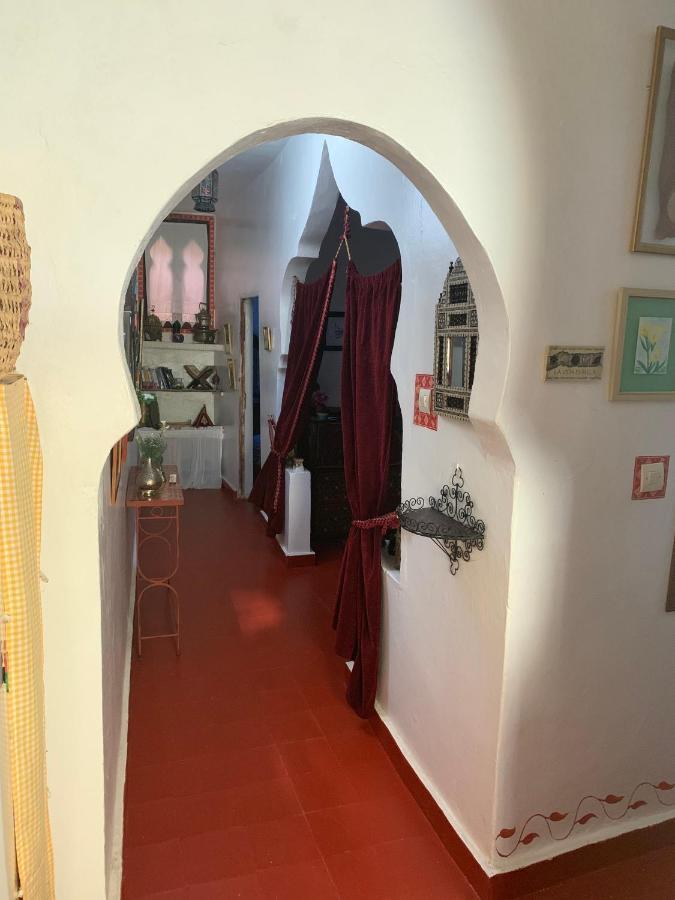 Hathor ,Casa Marroqui Con Dos Terrazas En La Medina Antigua , Ideal Parejas!! Wifi!! Asilah Kültér fotó