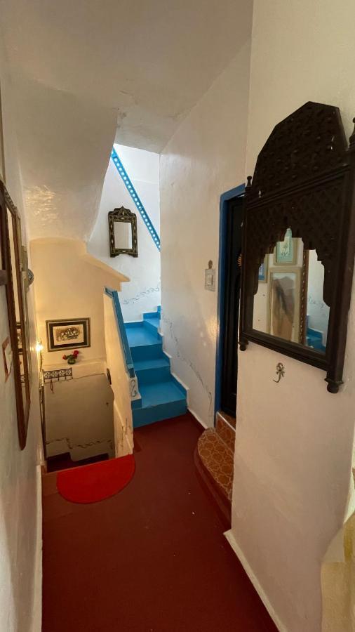 Hathor ,Casa Marroqui Con Dos Terrazas En La Medina Antigua , Ideal Parejas!! Wifi!! Asilah Kültér fotó