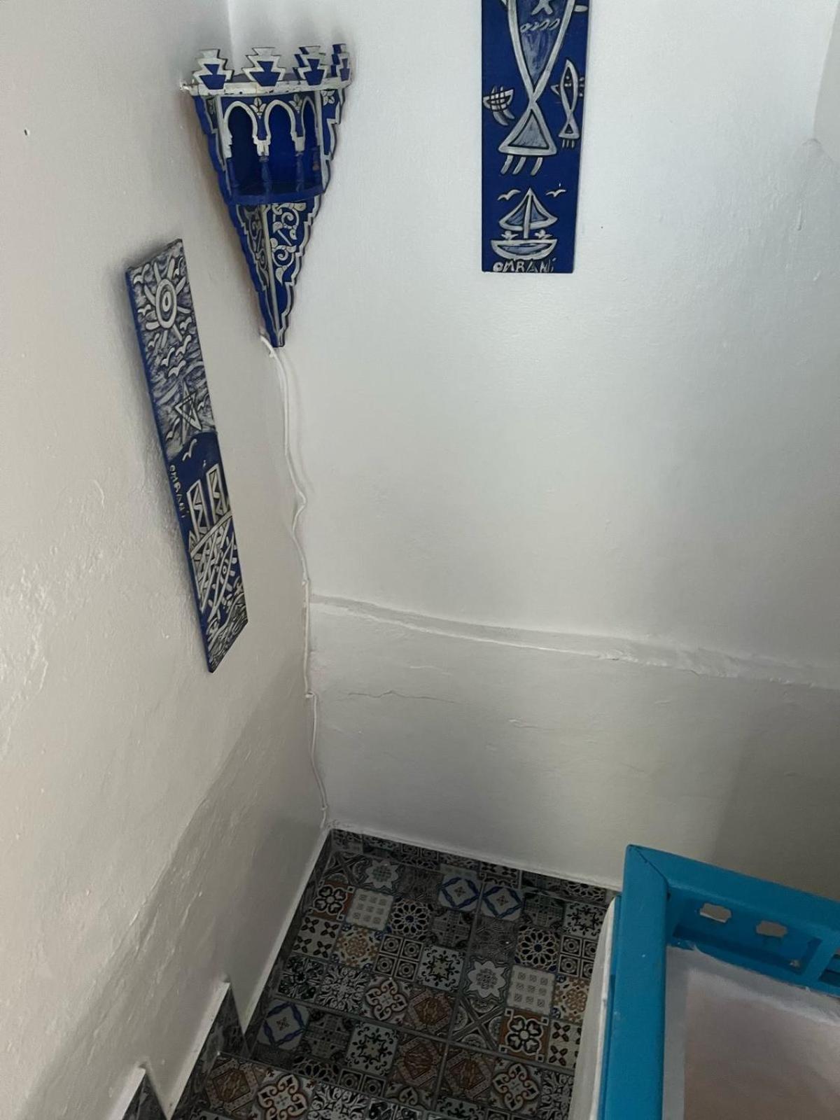 Hathor ,Casa Marroqui Con Dos Terrazas En La Medina Antigua , Ideal Parejas!! Wifi!! Asilah Kültér fotó