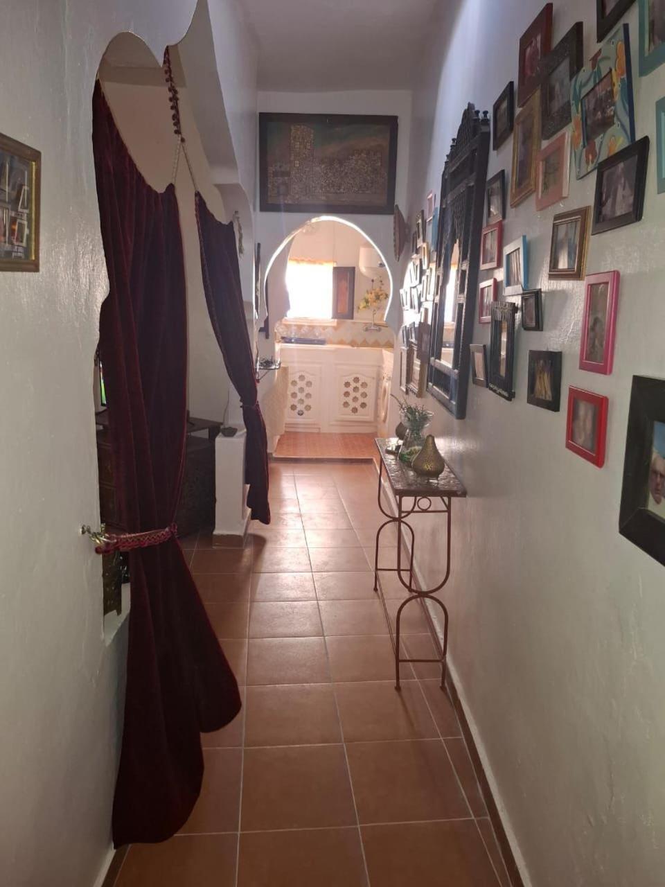 Hathor ,Casa Marroqui Con Dos Terrazas En La Medina Antigua , Ideal Parejas!! Wifi!! Asilah Kültér fotó
